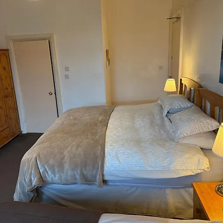 Glades House Guest house Glasgow