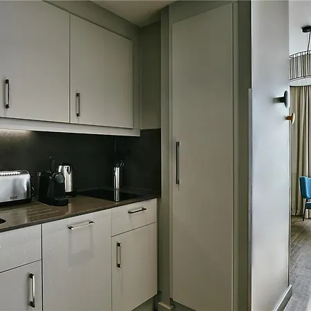 Aparthotel Adagio 4*