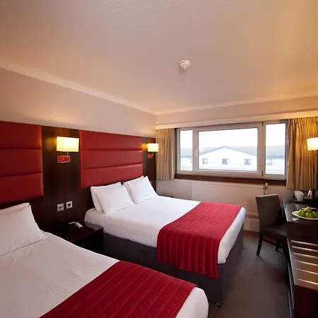 Leonardo West End Hotel