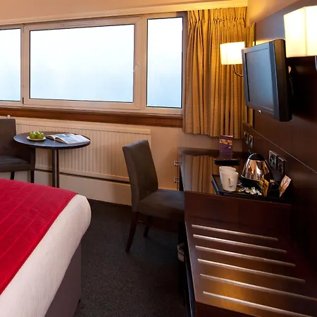 Leonardo West End 3*