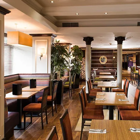 Leonardo West End Otel 3*