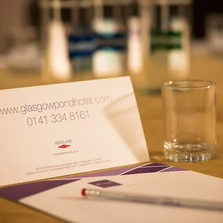 Otel Leonardo West End 3*