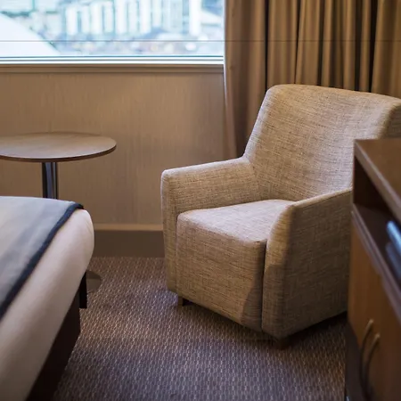 Crowne Plaza By Ihg 4*