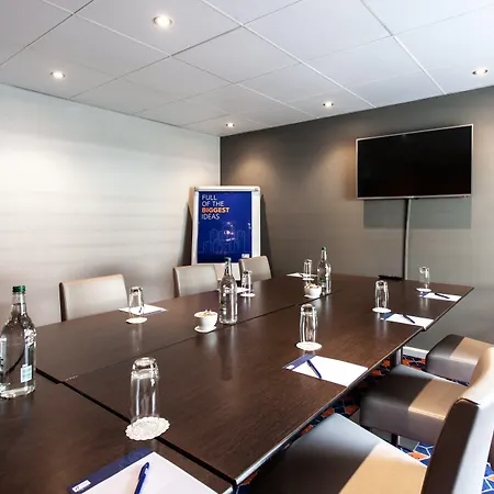 ホリデイ エクスプレス シアターランド グラスゴー