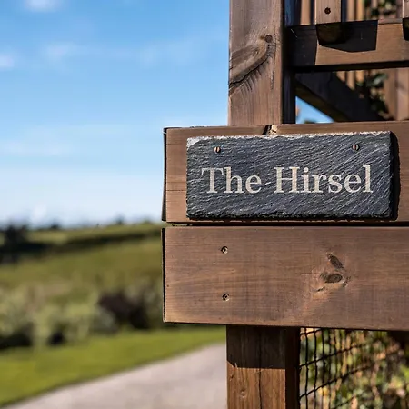 Apartament Luxury Glamping Pods - The Heft & The Hirsel *