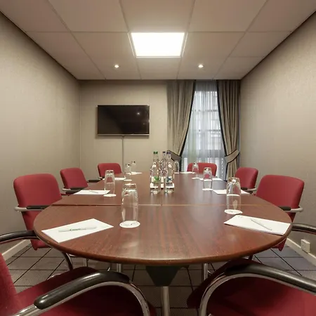 Hotel - - Ctr Theatreland By Ihg 4*