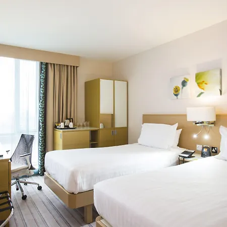Hilton Garden Centre Otel