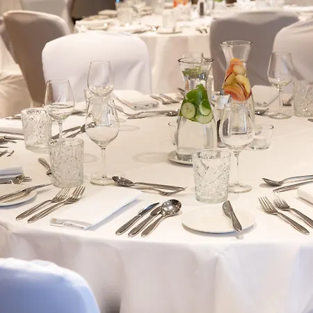 Otel Hilton Garden Centre Glasgow