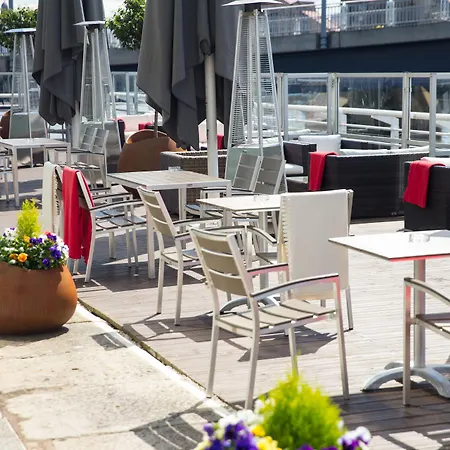 Hilton Garden Centre Otel 4*