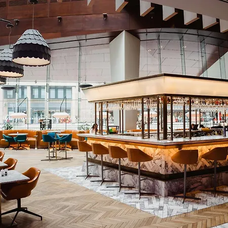 Radisson Blu Hotel, 4* Glasgow