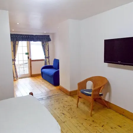 Szálloda Victorian House 3*