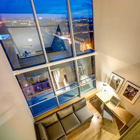 Apex Of 4* Glasgow