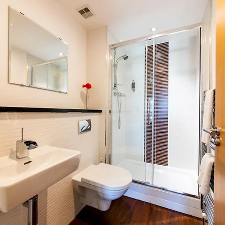 Apartment The Spires Serviced Glasgow