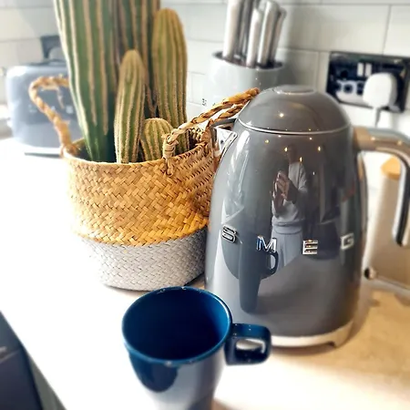 Feriehus Urban 4br House - Central-free Parking-no Party