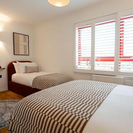 Botanic House - 3br - Private Parking * Glasgow