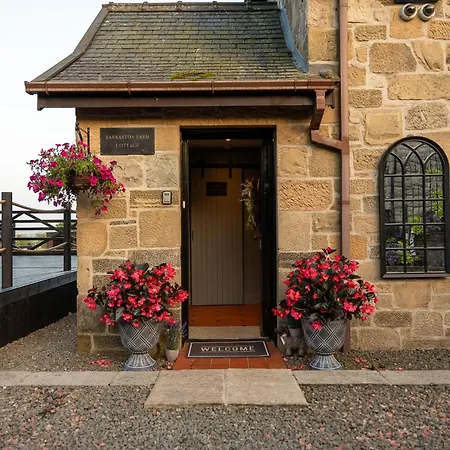 The At Barraston Farm * Glasgow