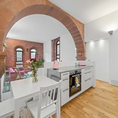 Unique 1 Bedroom Near West End * Glasgow