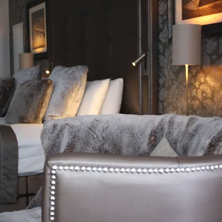 Number 10 ホテル グラスゴー