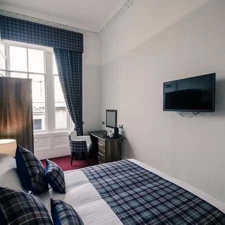 Royal West End 3*