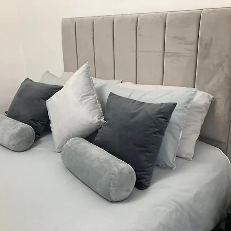 Modern And Stylish 3 Bedroom 2 Bathroom West End House With Free Wifi And Parking 빌라 글라스고