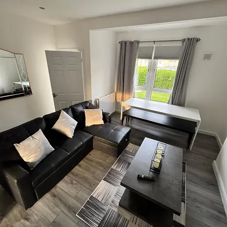 Modern And Stylish 3 Bedroom 2 Bathroom West End House With Free Wifi And Parking 글라스고