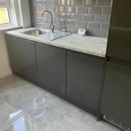 빌라 Modern And Stylish 3 Bedroom 2 Bathroom West End House With Free Wifi And Parking