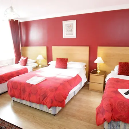 Clifton 3*