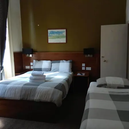 House Pensión Glasgow