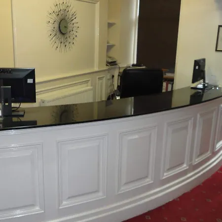Hotel Sandyford 3*