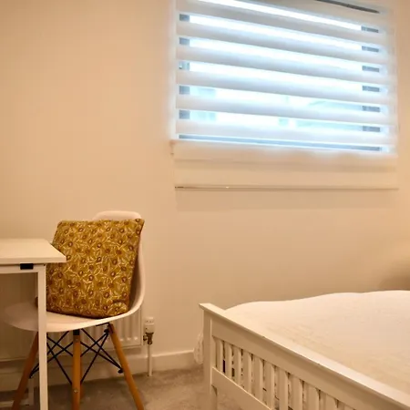 Private And Bathroom In Shared Flat With Parking Kwatera prywatna Glasgow