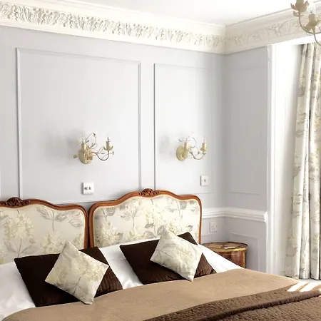 The Alamo Guest house