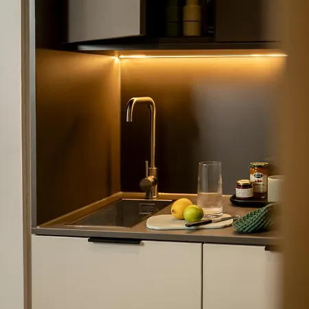 The Wellington By Adina 4*