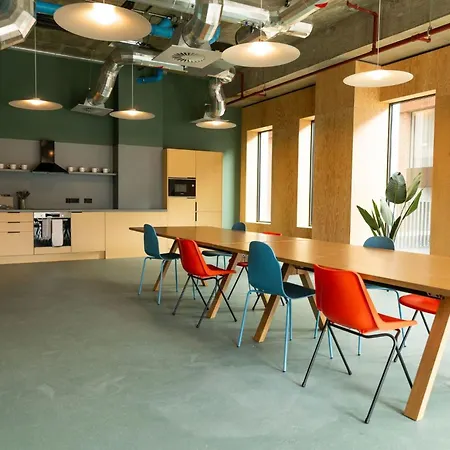 For Students Only Martha Street * グラスゴー