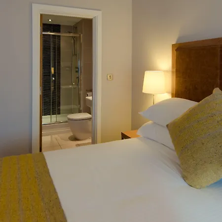 Premier Bath Street Apartmán