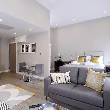 Nelson Mandela Place Apartment