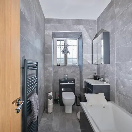 Torrance-village Near