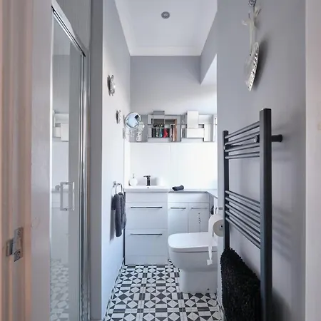 Torrance-village Near Villa