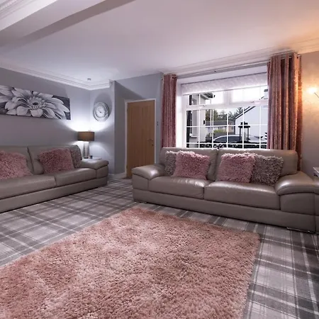 Torrance-village Near Villa Glasgow