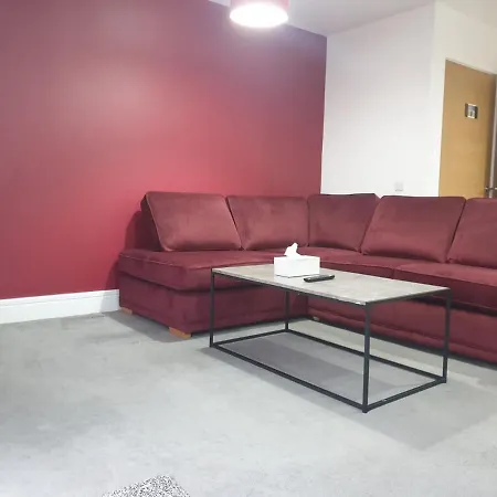 Oatlands Oasis-free Parking-2 Minutes From M74 بيت للعطل *