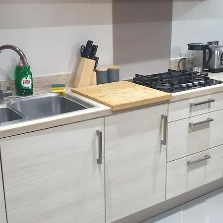 Oatlands Oasis-free Parking-2 Minutes From M74 بيت للعطل