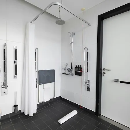 Citizenm