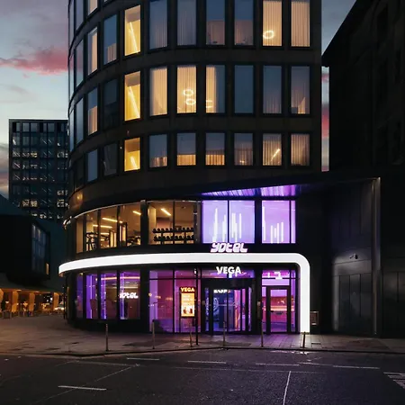 Yotel Szálloda 4*