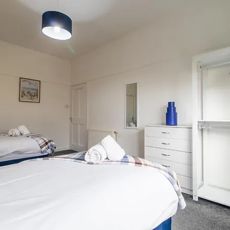 Lejlighed Bella House - 3 Bed House In Glasgow