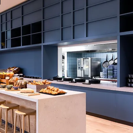 Courtyard By Marriott Sec Отель Глазго