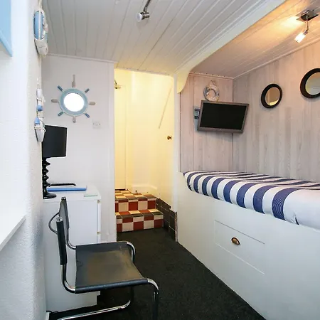 Glasgow Guest House