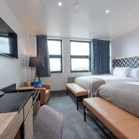 Hotel Sandman Signature