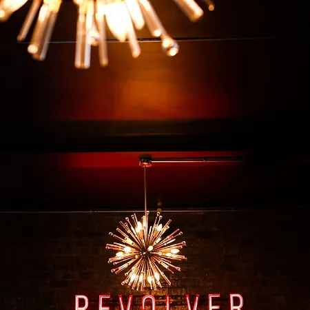 Revolver Hotel 4*