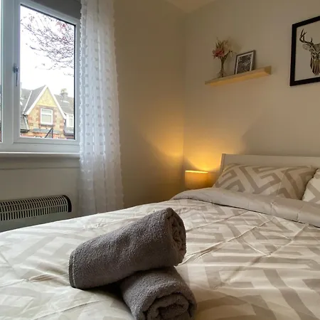 Modern In West End, Free Parking Apartament Glasgow