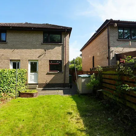 Modern 2 Bedroom Platinum Pad Apartament