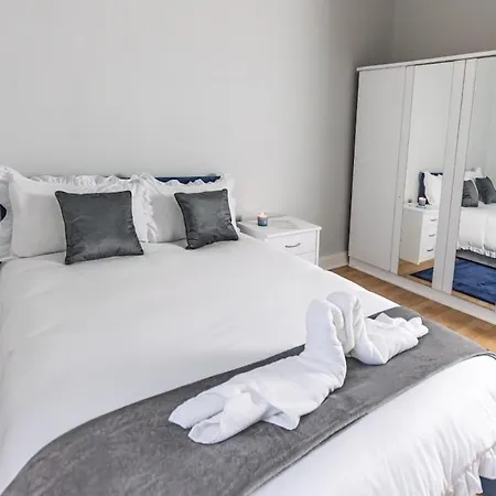 公寓 Free Pool Table Cinema Tabletennis Airhockey *